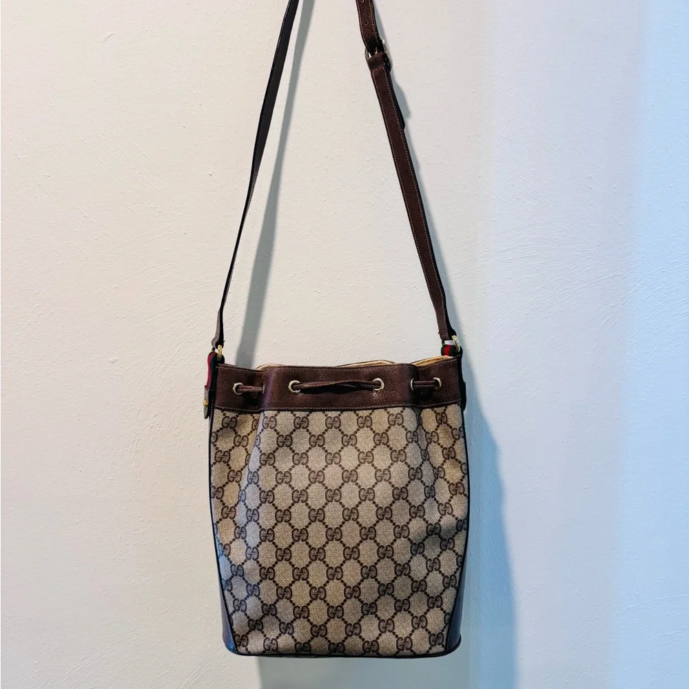 Gucci GG Monogram Bucket Bag Vintage - Picture 8 of 16